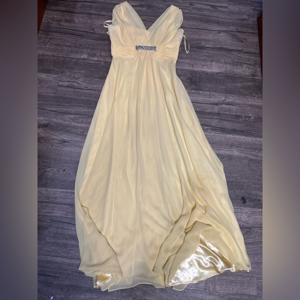 Eliza J Yellow Maxi Dress - Picture 2 of 8